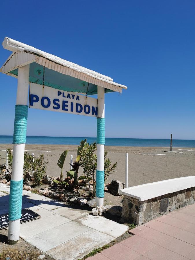 Lido Beachfront Torremolinos Bagian luar foto