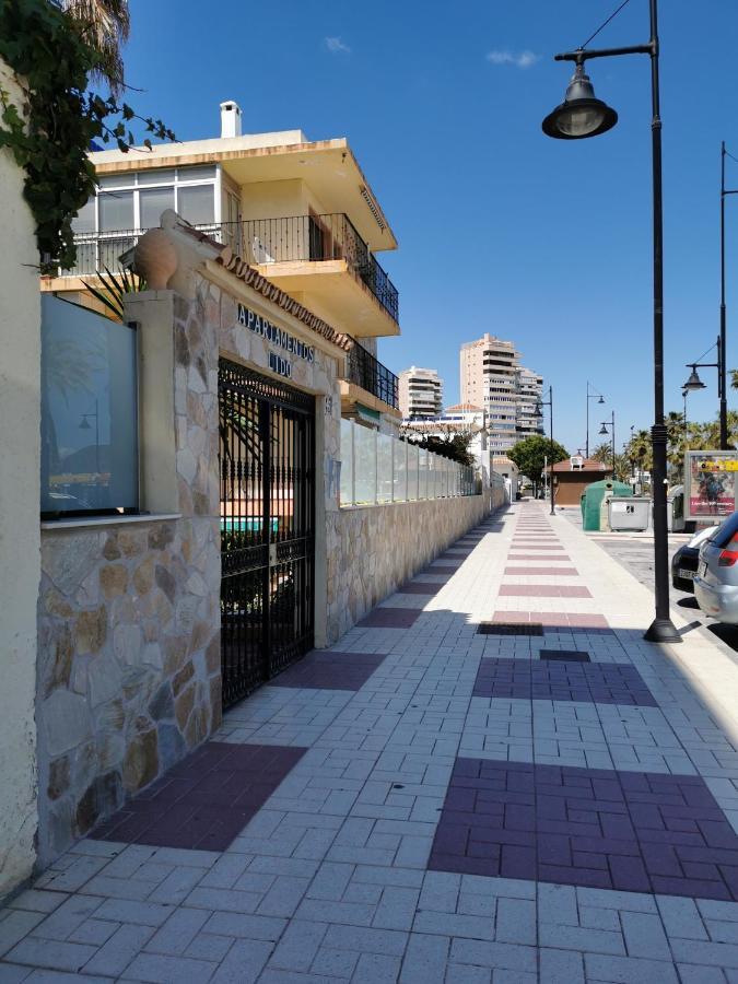 Lido Beachfront Torremolinos Bagian luar foto