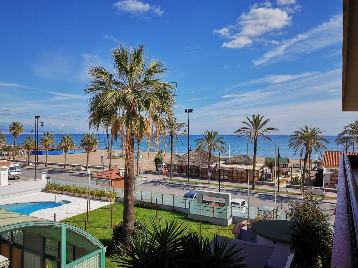 Lido Beachfront Torremolinos Bagian luar foto