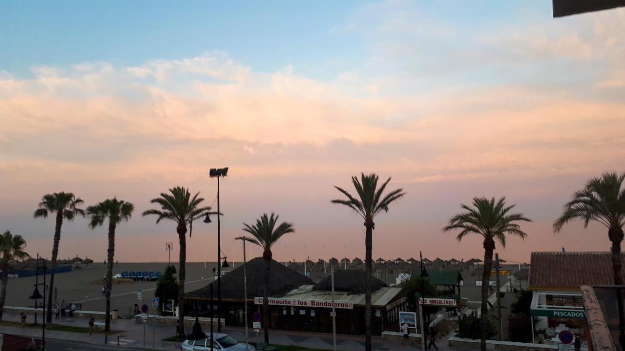 Lido Beachfront Torremolinos Bagian luar foto