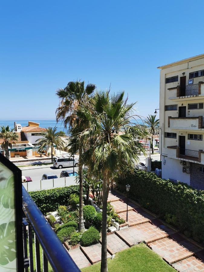 Lido Beachfront Torremolinos Bagian luar foto